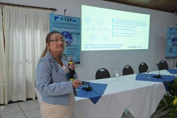 Assessora da presidência do Confea, eng. quim. Simone Baía